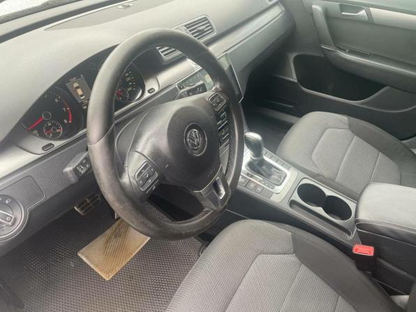 Volkswagen Passat B7 с пробегом 2011 года, цена 885 000 рублей, 220496 км, седан, Автокод Объявления