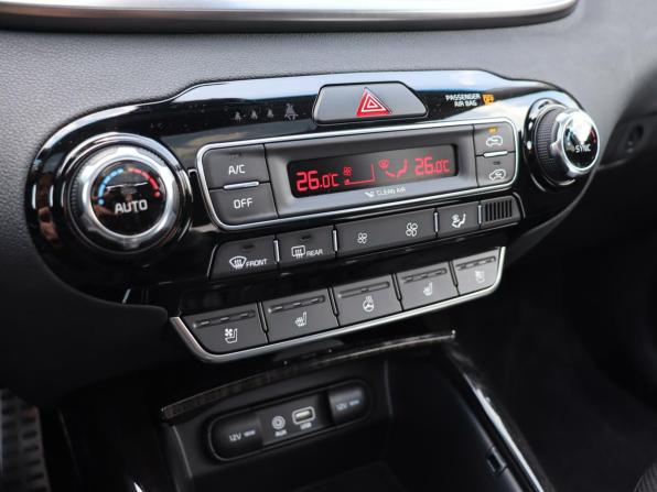 Kia Sorento III Prime Рестайлинг с пробегом 2018 года, цена 2 770 000 рублей, 66800 км, внедорожник, Автокод Объявления