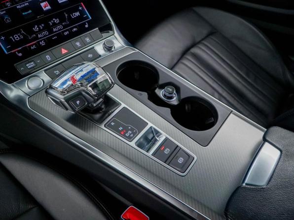Audi A6 V (C8) с пробегом 2019 года, цена 4 444 444 рубля, 132958 км, универсал, Автокод Объявления