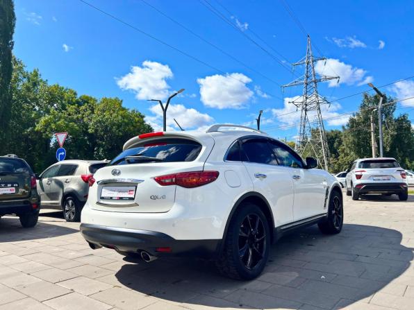Infiniti QX70 с пробегом 2017 года, цена 3 115 000 рублей, 167400 км, внедорожник, Автокод Объявления