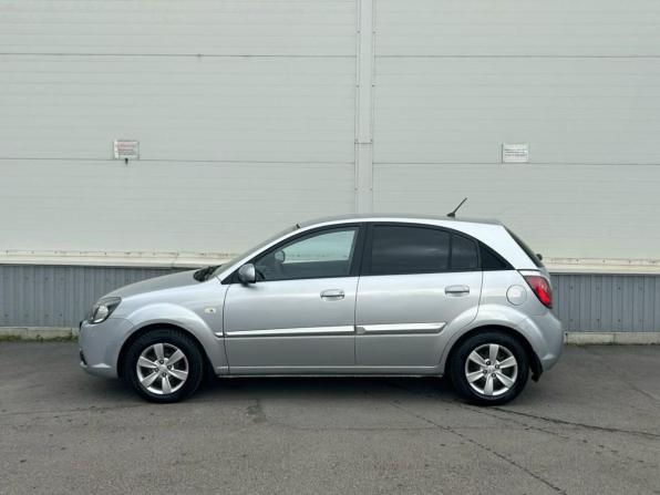 Kia Rio II Рестайлинг с пробегом 2010 года, цена 515 000 рублей, 134030 км, хэтчбек, Автокод Объявления