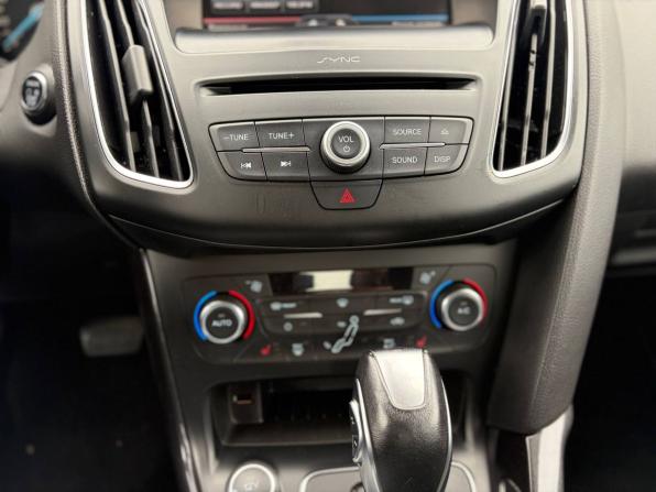 Ford Focus III Рестайлинг с пробегом 2016 года, цена 920 000 рублей, 215555 км, седан, Автокод Объявления