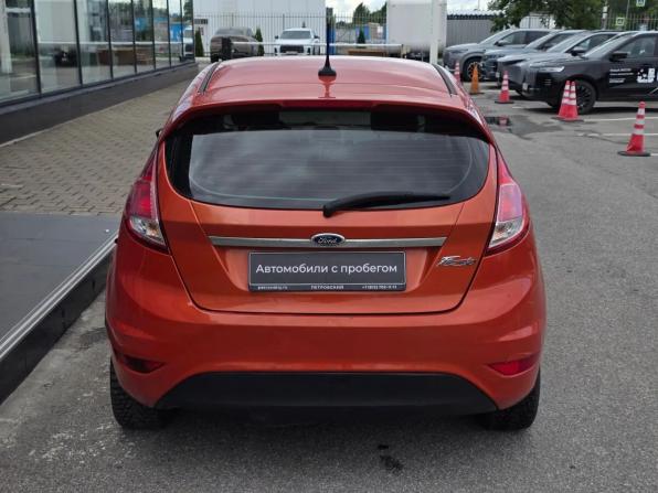 Ford Fiesta Mk6 Рестайлинг с пробегом 2016 года, цена 690 000 рублей, 117591 км, хэтчбек, Автокод Объявления