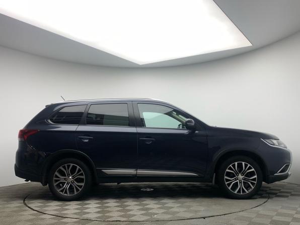 Mitsubishi Outlander III Рестайлинг 2 с пробегом 2016 года, цена 1 849 000 рублей, 168462 км, внедорожник, Автокод Объявления