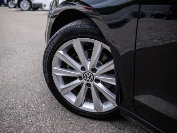 Volkswagen Jetta VI с пробегом 2013 года, цена 1 249 000 рублей, 194325 км, седан, Автокод Объявления
