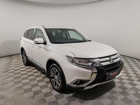 Mitsubishi Outlander III Рестайлинг 2 с пробегом 2015 года, цена 1 755 000 рублей, 77202 км, внедорожник, Автокод Объявления
