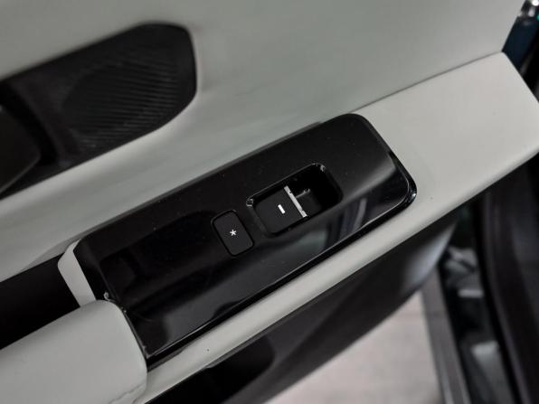 JETOUR DASHING I с пробегом 2023 года, цена 2 100 000 рублей, 29612 км, внедорожник, Автокод Объявления