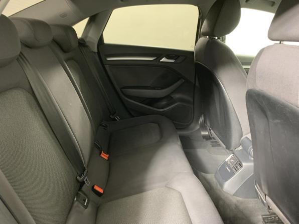 Audi A3 III (8V) Рестайлинг с пробегом 2016 года, цена 1 460 000 рублей, 167748 км, хэтчбек, Автокод Объявления