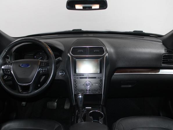 Ford Explorer V Рестайлинг с пробегом 2018 года, цена 2 599 900 рублей, 115571 км, внедорожник, Автокод Объявления