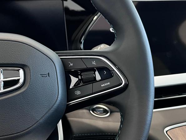 Geely Monjaro I с пробегом 2026 года, цена 4 610 000 рублей, 6 км, внедорожник, Автокод Объявления