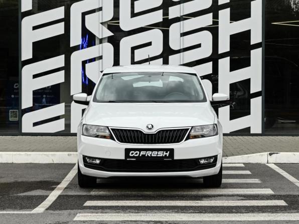Skoda Rapid I Рестайлинг с пробегом 2019 года, цена 1 409 000 рублей, 88781 км, лифтбек, Автокод Объявления