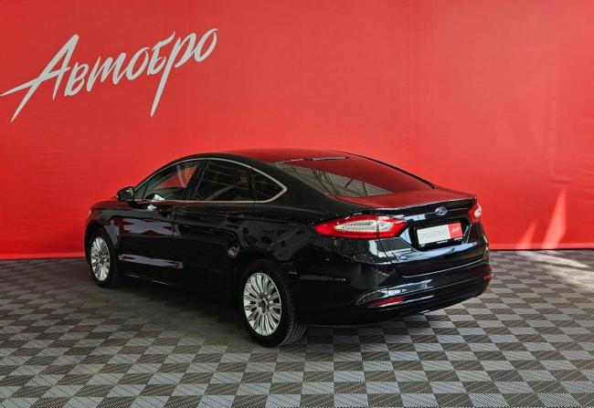 Ford Mondeo V с пробегом 2015 года, цена 1 459 000 рублей, 152500 км, седан, Автокод Объявления