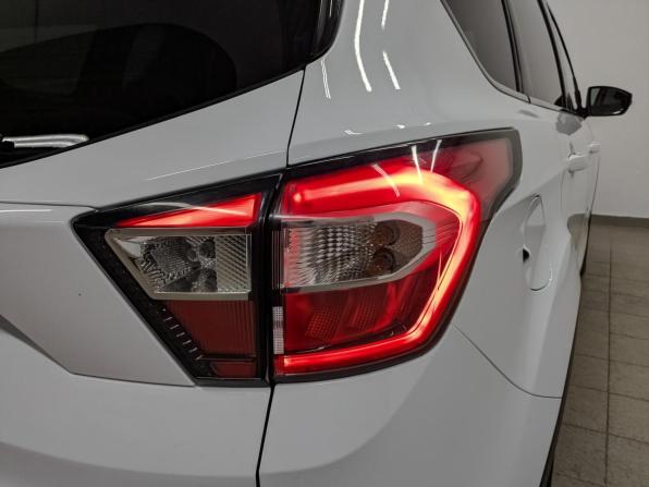 Ford Kuga II Рестайлинг с пробегом 2017 года, цена 1 840 000 рублей, 82431 км, внедорожник, Автокод Объявления