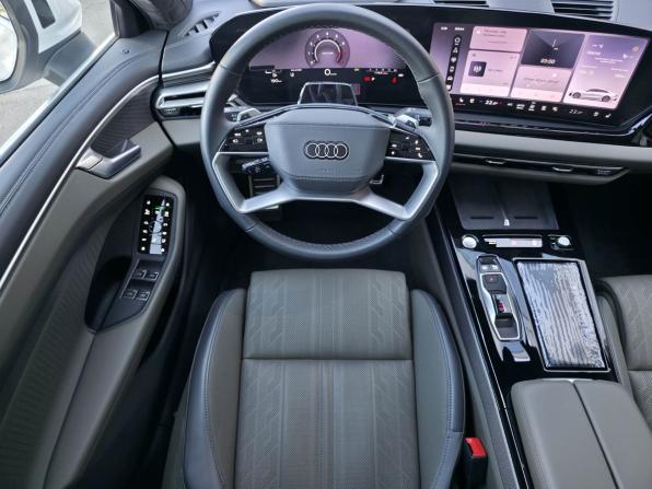 Новый Audi A6 VI (C9) 2026 года, цена 9 890 000 рублей, седан, Автокод Объявления