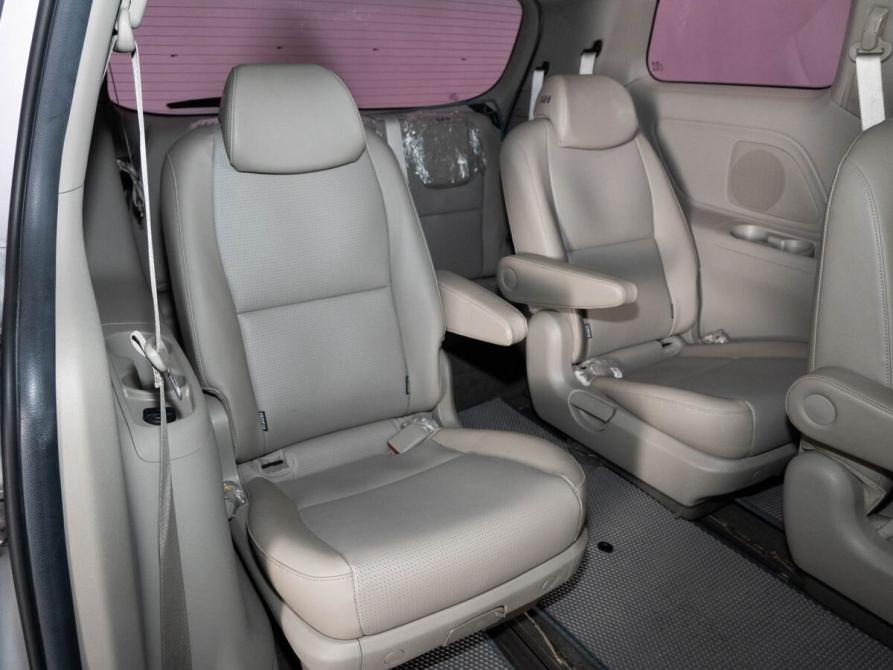 Kia Carnival III Казань  - изображение 15