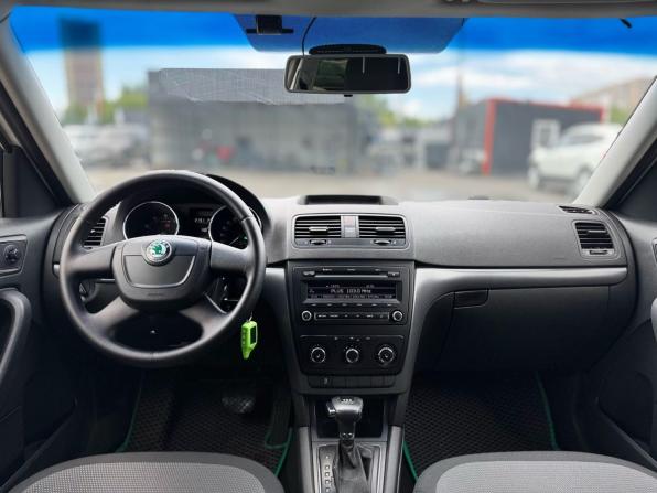 Skoda Yeti I с пробегом 2011 года, цена 799 000 рублей, 178651 км, внедорожник, Автокод Объявления
