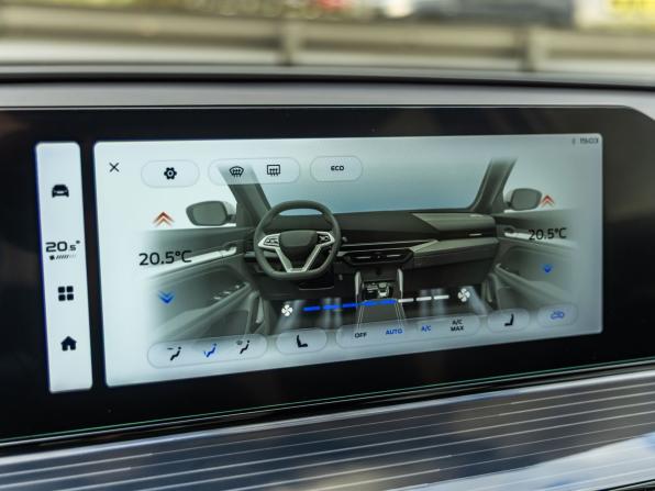 Livan S6 Pro с пробегом 2023 года, цена 1 648 000 рублей, 25964 км, седан, Автокод Объявления