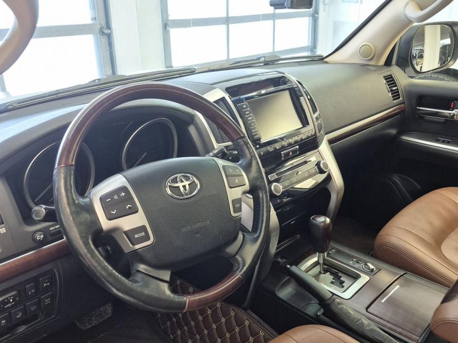 Toyota Land Cruiser 200 Series Рестайлинг 1 Екатеринбург  - изображение 5