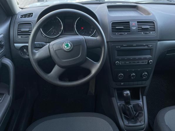 Skoda Yeti I с пробегом 2013 года, цена 825 000 рублей, 124554 км, внедорожник, Автокод Объявления