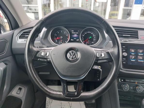 Volkswagen Tiguan II с пробегом 2018 года, цена 2 580 000 рублей, 83000 км, внедорожник, Автокод Объявления