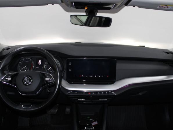 Skoda Octavia IV (A8) с пробегом 2021 года, цена 2 129 900 рублей, 149923 км, лифтбек, Автокод Объявления