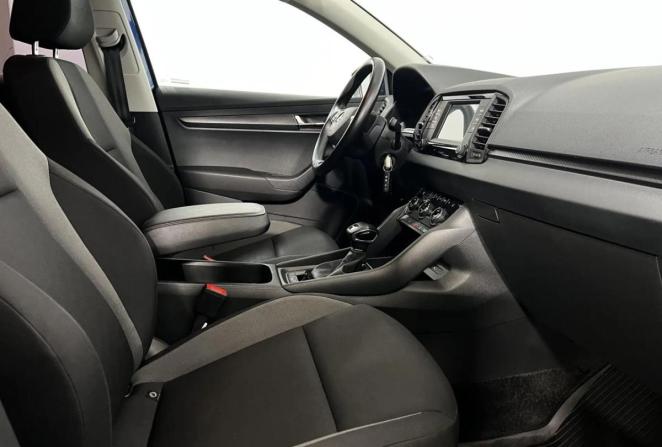 Skoda Karoq I с пробегом 2021 года, цена 2 450 000 рублей, 59615 км, внедорожник, Автокод Объявления