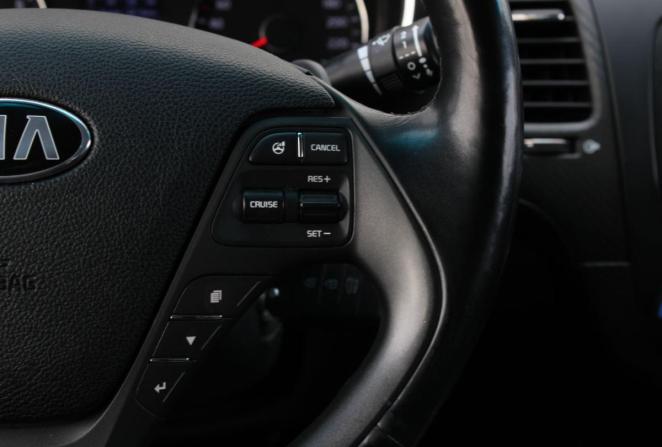 Kia Cerato III с пробегом 2016 года, цена 1 200 000 рублей, 232087 км, седан, Автокод Объявления