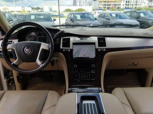 Cadillac Escalade III с пробегом 2013 года, цена 2 300 000 рублей, 207000 км, внедорожник, Автокод Объявления
