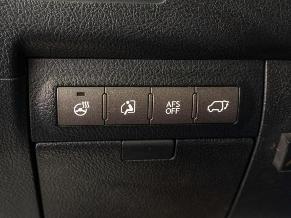 Lexus LX III с пробегом 2011 года, цена 2 798 070 рублей, 231512 км, внедорожник, Автокод Объявления