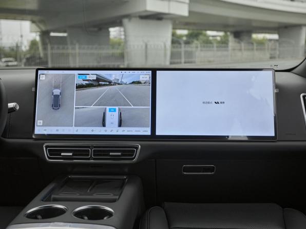 Новый Li Auto (Lixiang) L7 I Рестайлинг 2025 года, цена 10 690 000 рублей, внедорожник, Автокод Объявления