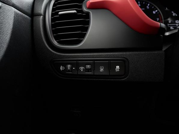 Kia Rio IV Рестайлинг с пробегом 2021 года, цена 1 400 000 рублей, 129502 км, седан, Автокод Объявления