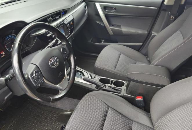 Toyota Corolla XI (E160 E170 E180) с пробегом 2013 года, цена 1 630 000 рублей, 110850 км, седан, Автокод Объявления