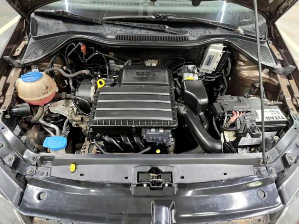 Volkswagen Polo V Рестайлинг с пробегом 2016 года, цена 815 000 рублей, 210408 км, седан, Автокод Объявления