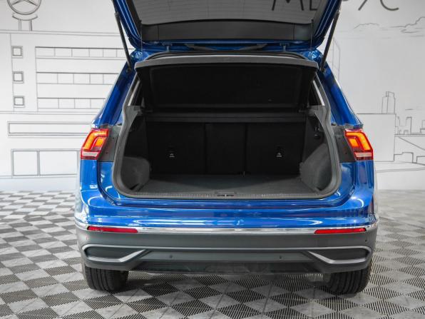 Volkswagen Tiguan II Рестайлинг с пробегом 2022 года, цена 2 850 000 рублей, 101000 км, внедорожник, Автокод Объявления