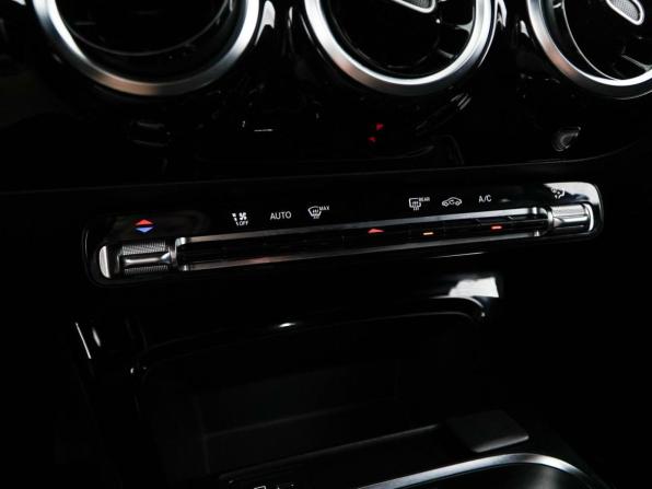 Mercedes-Benz A-Класс IV (W177) с пробегом 2019 года, цена 1 999 077 рублей, 104381 км, хэтчбек, Автокод Объявления