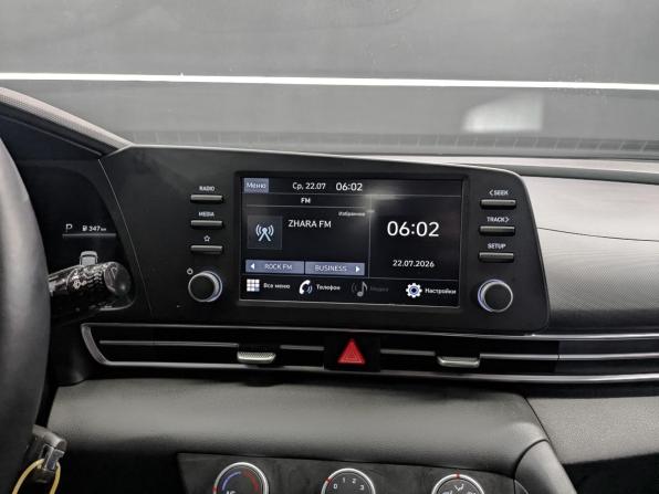 Hyundai Elantra VII (CN7) с пробегом 2022 года, цена 2 320 000 рублей, 37981 км, седан, Автокод Объявления