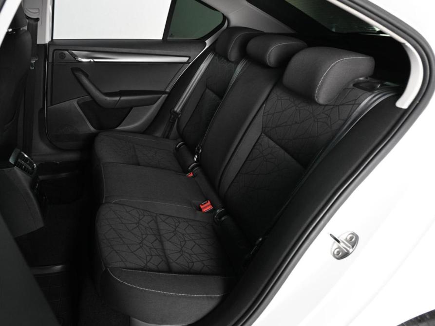 Skoda Octavia III (A7) Рестайлинг Ростов-на-Дону  - изображение 9