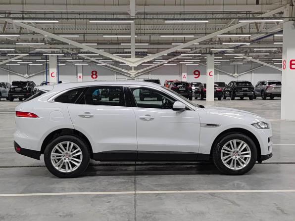 Jaguar F-Pace I с пробегом 2017 года, цена 2 650 000 рублей, 107596 км, внедорожник, Автокод Объявления