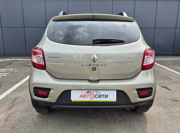 Renault Sandero II Рестайлинг с пробегом 2018 года, цена 1 350 000 рублей, 58872 км, хэтчбек, Автокод Объявления