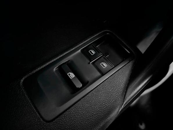 Volkswagen Polo V с пробегом 2012 года, цена 625 000 рублей, 190365 км, седан, Автокод Объявления