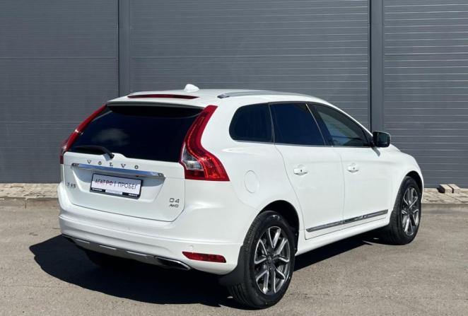Volvo XC60 I Рестайлинг с пробегом 2015 года, цена 2 330 000 рублей, 117871 км, внедорожник, Автокод Объявления