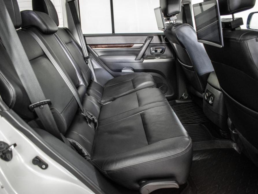 Mitsubishi Pajero IV Рестайлинг 2 Москва  - изображение 10