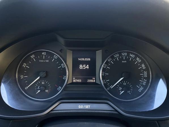 Skoda Octavia III (A7) с пробегом 2014 года, цена 929 000 рублей, 307453 км, лифтбек, Автокод Объявления