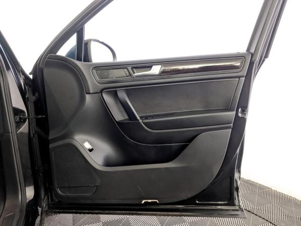 Volkswagen Touareg II с пробегом 2012 года, цена 2 115 000 рублей, 121950 км, внедорожник, Автокод Объявления