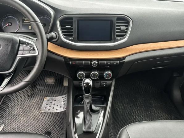 Lada (ВАЗ) Vesta I Рестайлинг (NG) с пробегом 2024 года, цена 1 409 000 рублей, 30370 км, универсал, Автокод Объявления