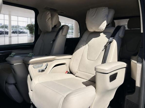Новый Mercedes-Benz V-Класс III (W447) Рестайлинг 2 2026 года, цена 14 606 000 рублей, минивэн, Автокод Объявления