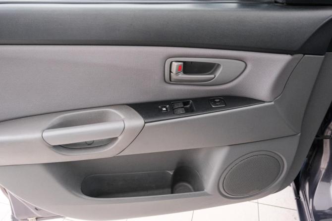 Mazda 3 I (BK) Рестайлинг с пробегом 2008 года, цена 749 000 рублей, 186000 км, седан, Автокод Объявления