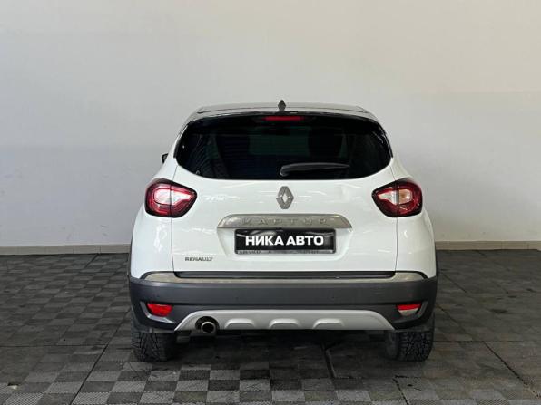 Renault Kaptur I с пробегом 2017 года, цена 1 020 000 рублей, 175000 км, внедорожник, Автокод Объявления