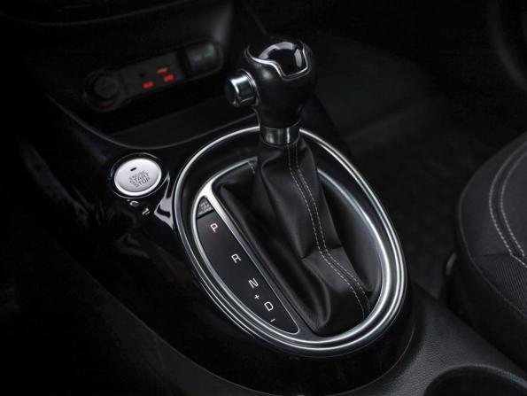 Kia Soul II Рестайлинг с пробегом 2018 года, цена 1 399 777 рублей, 207401 км, хэтчбек, Автокод Объявления