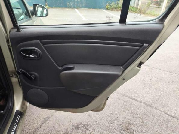 Renault Sandero I с пробегом 2012 года, цена 370 000 рублей, 236087 км, хэтчбек, Автокод Объявления